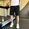 Nuevos Pantalones Cortos de Verano para Hombre 2026 con Colores Contrastantes, Pantalones Casuales Rayados para el Trabajo, Corte Holgado con Cintura Elástica, Pantalones Cortos de Moda Tejidos con Cuero
