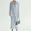 Conjunto Camisa de Corte Amplo com Brilho Fino e Calça 9/10 em Triacetato com Toque de Cânhamo Importado Japonês Fai Modelo Novo Verão 2026