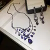 ¡Precioso y deslumbrante! Collar con colgante de flor de circón y gota de agua, cadena para la clavícula estilo corte vintage, joyería de lujo ligero y sensación de alta gama