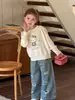 Suéter Redondo para Meninas 2026 Primavera Novo Estilo Algodão Tencel Gato de Desenho Malha Estilosa Preguiçosa Infantil