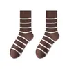 Calcetines Melaleuca para Mujer Calcetines de Media Pantorrilla Rayados Color Café Calcetines Sueltos Calcetines Largos Estilo Otoño e Invierno Calcetines Largos Cálidos de Otoño e Invierno Venta al por Mayor