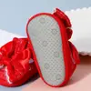 Zapatos de Bebé de Estilo Nuevo para Primavera y Otoño, de 0 a 12 Meses, Transfronterizos, con Punta Cerrada y Apertura en Forma de T, Zapatos Cálidos de Algodón para Niños en Primavera y Otoño