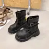 Botas de motocicleta de estilo retro con hebilla para mujer, botas de moda para otoño e invierno, botines de suela gruesa, botas Martin versátiles, botas de montar con plataforma para mujer