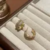 Pendientes de Plata S925 con Aguja, Estilo Lujo de Nicho, Completamente Incrustados con Circonita Diamantada, Nuevos 2025, Pendientes Suaves de Alta Gama con Artesanía Intrincada