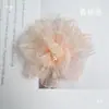 Organza de Camelia con Borde Quemado Temperamento Super Hada Flores de Tela 3D Pinza para el Cabello Flor para la Cabeza Accesorios para Ropa
