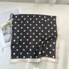 Bufanda de Rayas Blancas y Negras Clásica Nueva de Ins para Primavera y Otoño Bufanda de Seda Ligera Simple Bufanda Pequeña Venta al por Mayor