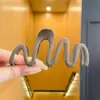 Horquilla negra con forma de tiburón para mujer, con clip para la parte posterior de la cabeza, con forma de tiburón, estilo avanzado, para el cabello, con forma de tocado