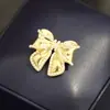 Estilo Tweed Estilo Dorado y Plateado Electrochapado Lazo Broche Pequeño Simple y Versátil Dulce Broche Pequeño Accesorios para Mujer
