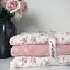 Conjunto de quatro peças em gaze de grau A, seguro para bebês, com uma gaze dupla camada aerada, ultrassuave e com design estampado