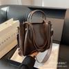 Bolsa de Mão Grande Capacidade Moda Transfronteiriça para Mulheres 2026 Novo Estilo Casual para o Dia a Dia Bolsa de Ombro Elegante Bolsa Transversal Estilo Balde