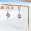 Brincos de Orelha de Pérola e Concha Europeus e Americanos AliExpress Ins de Alta Qualidade Luxo Leve Elegantes Para Todas as Ocasiões Moda Nicho Para Cartilagem da Orelha
