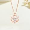 Collar de trébol de plata de ley 925 para mujer, estilo Mori, estilo fresco, con cadena de clavícula con flores y colgante de copo de nieve navideño.