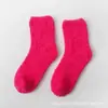 Calcetines Pantufla de Felpa Suave para Mujer Amazon Calcetines para Dormir en Casa Calcetines de Forro Polar Coral Calcetines de Color Caramelo de Media Pantorrilla Transfronterizo