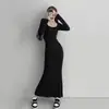 Vestido ajustado de manga larga con cuello cuadrado y clavícula de estilo francés para mujer, vestido largo ajustado de cintura alta y cola de pez para otoño.