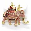 Llavero de elefante bebé de colores exóticos estilo tailandés pintura metálica estilo óleo elefante con incrustaciones de diamante colgante para bolso colgante conmemorativo de viaje
