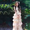Jardín de Rosas con Rocío Matutino Estilo Resort Francés Vestido Largo con Capas de Gasa Estampado Halter Vestido de Mujer Color de la Imagen
