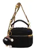 Bolsa de Ombro com Design de Nicho Popular 2025 Nova Moda Bolsa Transversal Outono e Inverno Tendência Pequena Quadrada para o Dia a Dia