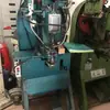 Máquina Automática de Olho de Frango para Venda por Atacado 25-30 máquina de rebite rebitando vestuário/Cinto/parte superior de bolsa/bagagem usada