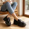 Sapatos Femininos Pretos, Sapatos Casuais Antiderrapantes, Sapatos de Couro da Moda para Primavera, Sapatos Femininos que Aumentam a Altura, Slip-Ons Plataforma de Solado Grosso