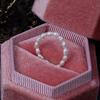 Anillo de Perla de Agua Dulce Natural de Arroz Original de Fábrica Diseño Sencillo Versátil Sentido de Diseño de Nicho Línea Elástica Diseño Venta al por Mayor