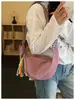 Bolsa Transversal Harajuku de Nylon Única e Casual Formato Meia-Lua Bolinho, Fashion e Versátil, Grande Capacidade Ombro Único Transversal Feminina