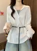 Camisa Elegante Falsa de Duas Peças com Gola e Manga Longa para Mulheres, Outono 2026 Corte Solto Afinando Cintura Top A10298
