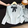 Nuevo estilo de punto dulce de cuello redondo para mujer, otoño temprano 2026, top corto con botones de un solo pecho, color liso, cárdigan tipo bufanda estilo Chanel