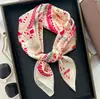 2025 Bolso Estilo Versátil Atado al Cuello 70 Modelos para Mujer Nuevo Pañuelo de Seda Pañuelo Cuadrado Primavera Otoño Estilo Coreano Protección Moda Bufanda para el Cuello Pañuelo Retro