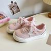 Plataformas verdes frescas pequenas femininas 2025 primavera novo com saia original nicho all-match sapatos estrela 6623
