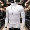 Camiseta Térmica de Forro Polar Estilo Wang Jiaer para Hombre Otoño Invierno Cuello Medio Alto Manga Larga Adelgazante Moderna Versátil Talla Grande Camiseta Base