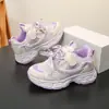 Sapatos femininos 2026 outono novo estilo velcro tênis casuais infantis tênis de princesa leves estilo pai modernos