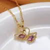 Collar de Moda Versátil de Acero de Titanio que no se decolora para Mujer, Chapado en Oro de 18K, Circonita Microincrustada, Trébol de Cuatro Hojas, Cadena para Clavícula Morada de Lujo Ligero