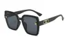 25 Gafas de Sol de Moda Unisex de Lujo Ligero Nuevas en Stock con un Marco Cuadrado Retro de Alta Gama de Moda Que Hace que la Cara Parezca Más Pequeña, Gafas de Sol de Marco Grande