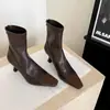 Botines ajustados elásticos de moda estilo británico con bloques de color de 6,5 cm, nuevo modelo otoño e invierno 2026, punta cuadrada, tacón fino, cremallera trasera, botines cortos