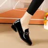 Zapatos de mujer brillantes 2026 otoño nuevo zapatos bajos de una sola pieza con tacones gruesos, mocasines de charol a la moda, versátiles para ir al trabajo y al día a día