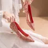 Sapatos de casamento Branco Garça Almofada, de salto baixo, corte raso, sapatos de dama de honra com toque de luxo, novos sapatos de noiva para casamentos, adequados tanto para cerimônias tradicionais Xiuhe quanto para cerimônias modernas, sapatos de baile de princesa