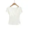 Camiseta de Manga Corta con Cuello en V para Mujer, Corte Ajustado y Diseño Elegante, Top Versátil, Nuevo Estilo Retro Coreano para Verano 2026