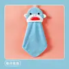 Toalla de Mano de Coral Fleece con Bolsillo Colgante para Niños, Dibujos Animados Lindos Cocina Baño Engrosada Absorbente Secado Rápido Paño de Limpieza