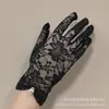 Nuevos Guantes de Novia Cortos de Satén Perlado Estilo Hepburn Francés Guantes Blancos Personalizados Accesorios para Fotos Estilo Princesa