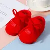 Vendas diretas do fabricante de origem: Sapatos de inverno de algodão para bebês de 3-12 meses para meninos e meninas, sapatos de veludo para bebês com acessórios de laço