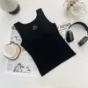 Nuevo chaleco cálido de otoño e invierno con almohadillas en el pecho y forro polar para mujer, adecuado como prenda exterior, ajustado, versátil, camisola ajustada con cuello redondo