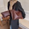 Bolso Retro de Gran Capacidad para Mujer 2024 Nueva Moda Trendy Bolso Tote Retro Versátil Nicho Un Solo Hombro Bolso Suegra