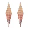 Joyas populares cadena de garra con pedrería borla larga color degradado aretes aretes para ambiente de escenario nupcial fabricantes al por mayor E779