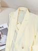 Blazer Amarelo Creme Novo Estilo Verão 2026 para Mulheres, Moda Deusa Estilo Coreano, Versátil para o Trabalho e Uso Casual, Top Leve e Moderno