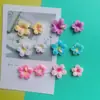 Color Brillante Gradiente Flor de Cinco Pétalos Estambre Flor Pinza para el Cabello Pinza para el Cabello Cuerda para el Cabello Pinza de Agarre Decoración DIY Funda para Teléfono Móvil Accesorios de Resina