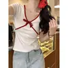 Camiseta Feminina de Algodão Puro com Decote V nos Ombros e Mangas Curtas Verão Chic Bonita Doce e Quente Top Pequeno Design de Vestido de Verão Americano Senso de Design Slim Fit