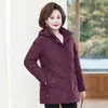 Abrigo de algodón acolchado de invierno para abuela para mujer, chaqueta acolchada de algodón engrosada para ancianos de 60 y 70 años, chaqueta acolchada de algodón tipo plumón para ancianos, ropa con capucha para mujeres