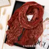 Lenço Plissado Artístico Floral Retrô de Algodão e Linho 2026, Quente e à Prova de Vento, Xale Decorativo Versátil, Lenço da Moda Tendência