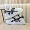Zapatos Deportivos Casuales para Niños 2026 Estilo Nuevo Primavera y Otoño Zapatos Blancos para Niños y Niñas Pequeños, Tenis de Bloques de Color Modernos y Cómodos