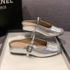 Zapatos Slip-On Plateados para Mujer con Aumento Oculto de Altura, Nuevo Modelo Verano 2026, Suela Gruesa, Punta Cerrada, Medias Zuecas para Uso en Exteriores